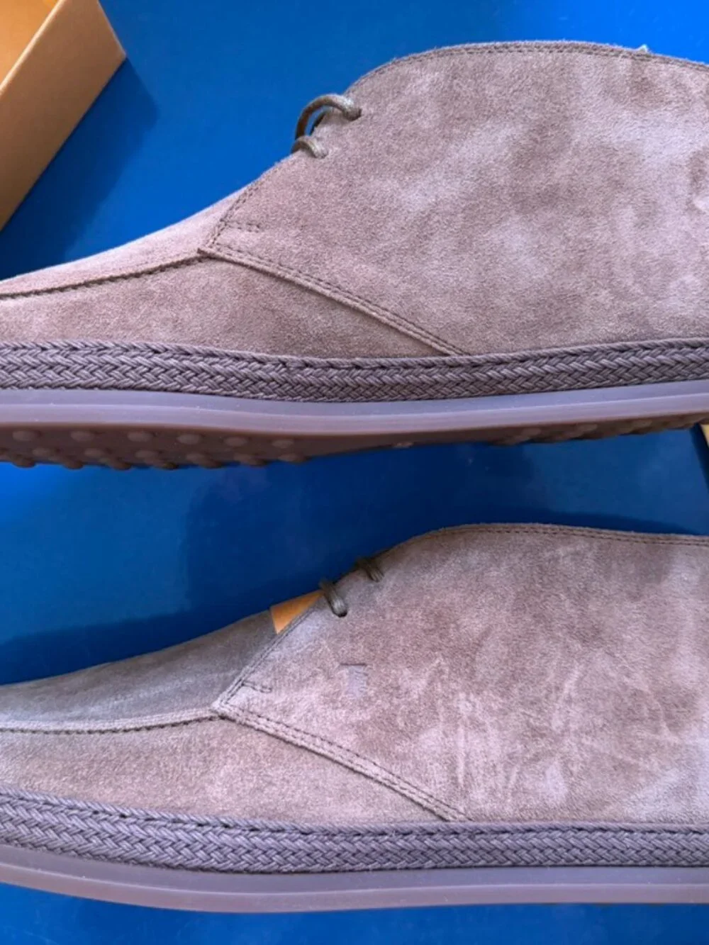 NWT Tod's Desert Boots in Suede - Light Brown Size 11